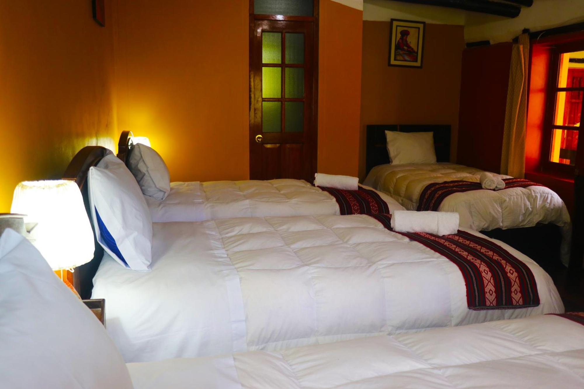 Wayras Hostal Оллантайтамбо Экстерьер фото